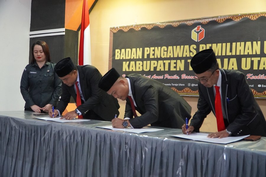 Bawaslu Toraja Utara Tandatangani IKU, Perkuat Akuntabilitas Pengawasan Pemilu