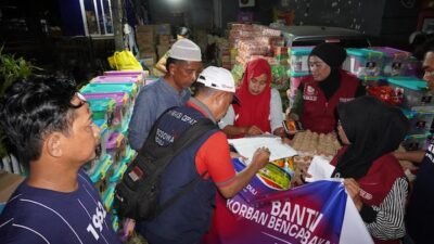 Bosowa Peduli Salurkan Bantuan untuk Korban Kebakaran di Tallo Makassar