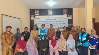 PLN ULP Malino Edukasi Kelistrikan Warga Desa Erelembang di Momentum HUT RI