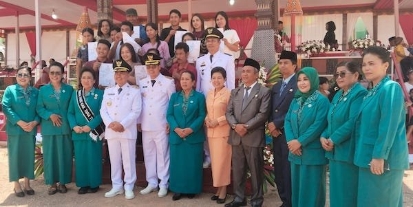 13 Pasutri di Tana Toraja Catatkan Perkawinan Saat HUT ke-81 RI