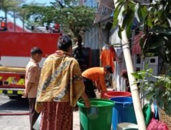 Kekeringan Meluas di Makassar, BPBD Salurkan Air Bersih ke 23 Titik di 5 Kecamatan