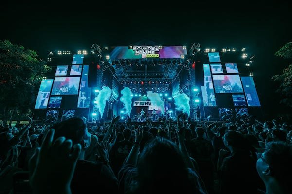 Soundrenaline "Sana Sini di Makassar, Bawa Semangat Sana-Sini ke Timur Indonesia