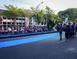 Saksikan Pawai Taaruf, Gubernur Sulsel Sambut 117 Kontingen MTQ VIII KORPRI Nasional 2026