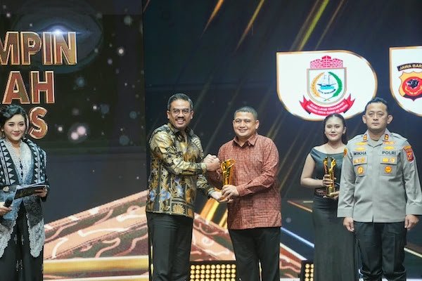 Appi Raih Pemimpin Daerah Award 2026, Satu-satunya dari Sulsel