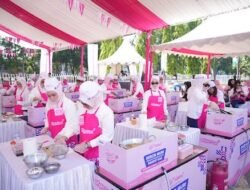Pertamina Patra Niaga Regional Sulawesi Catat Rekor MURI Memasak Serentak di 8 Kota