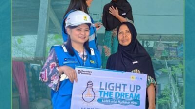 Hari Pelanggan Nasional 2026, PLN ULP Enrekang Salurkan Bantuan Listrik Gratis untuk Masyarakat Kurang Mampu