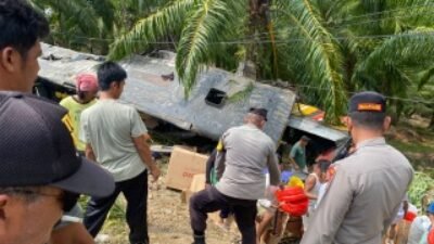 Dua Penumpang Tewas dalam Kecelakaan Bus Hino di Mateng, Sopir Diperiksa