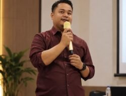 OPINI: Siapa yang Salah dalam Antrean BBM Makassar! Foucault dan Politik Pembentukan Narasi