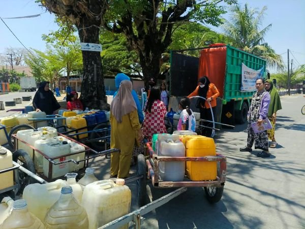 BPBD Makassar Salurkan 3,04 Juta Liter Air Bersih untuk 92.931 Jiwa