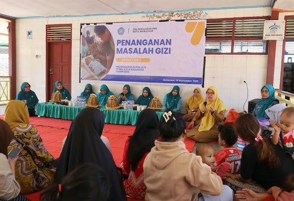 Tekan Stunting, TP PKK Makassar Bagikan Makanan Bergizi Gratis Setiap Hari