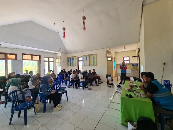 Hari Pelanggan Nasional, PLN ULP Malino Edukasi Keselamatan Listrik di Bonto Lerung