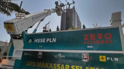 Hari Pelanggan Nasional, PLN UP3 Makassar Selatan Pastikan Pemeliharaan DS Kabel Tanah di Hotel Gammara Berjalan Aman