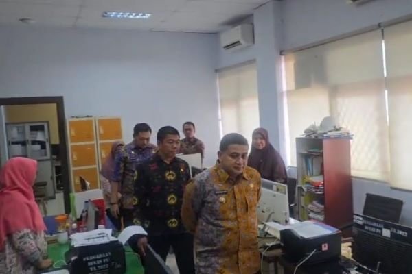 Appi Sidak Kantor Dinas: Banyak Kadis Tak Ada di Tempat