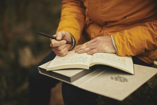 Journaling, Cara Sederhana tapi Ampuh untuk Meredakan Stres