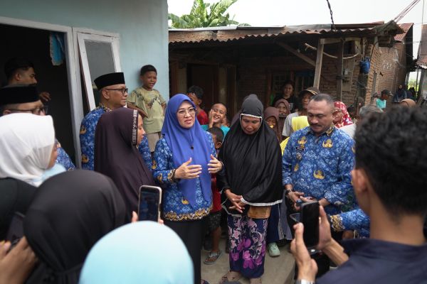 Bupati Gowa Pastikan Bantuan Untuk Warga Miskin Ekstrem Tepat Sasaran