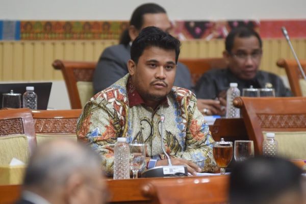 Andi Amar Desak Tambahan Tunjangan Bhabinkamtibmas Sulsel