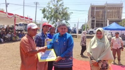 Appi Salurkan 2.000 Liter Pupuk dan Ribuan Kg Benih untuk Petani Makassar