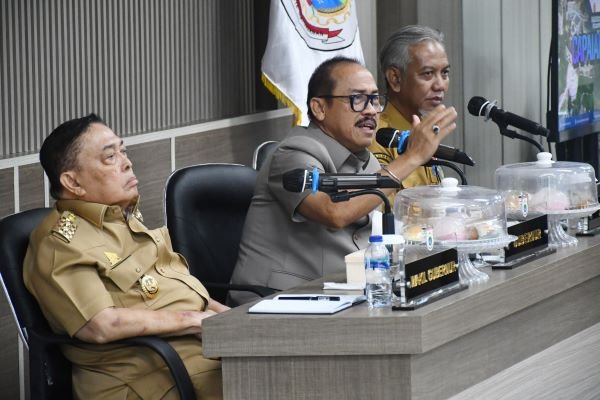 100 Hari Kerja SDK-JSM: Tunjangan Desa dan Asuransi Nelayan Siap Disalurkan