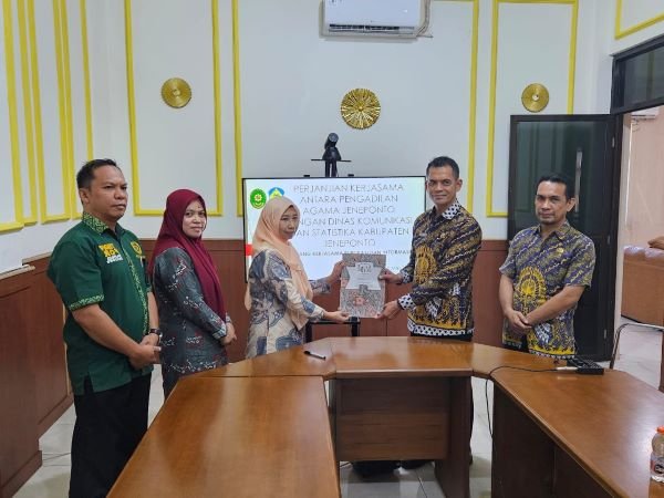Diskominfo dan Pengadilan Agama Jeneponto Teken Perjanjian Kerjasama Publikasi dan Informasi