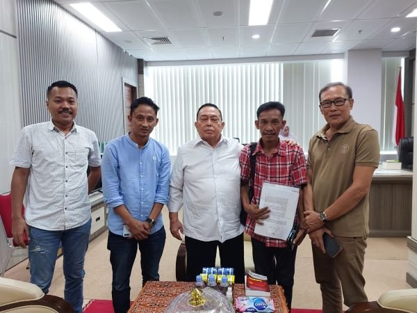 Sikapi Problem Lahan Sawit Pasangkayu, Wagub Sulbar Akan Tindak Tegas