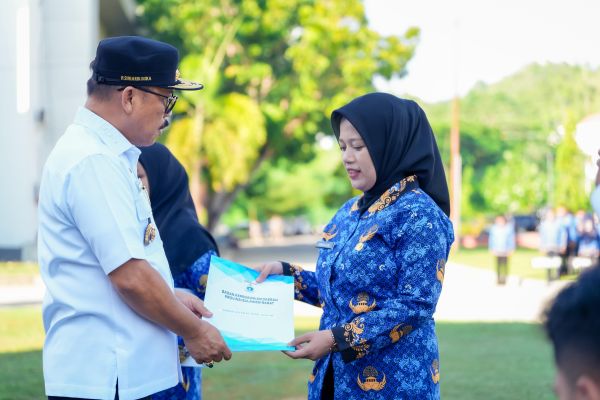 Gubernur Sulbar Lantik 39 PPPK Guru dan Tenaga Kesehatan