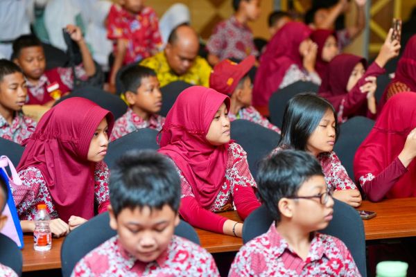 Pemprov Sulsel dan Telkom Gelar Workshop Literasi Digital bagi 400 Pelajar