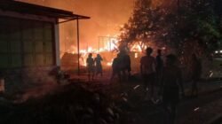 Diduga Korsleting Listrik, Tiga Rumah Warga di Jeneponto Hangus Terbakar
