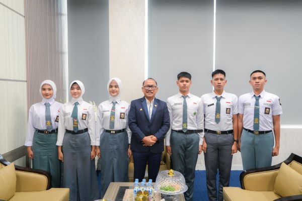 Gubernur Lepas 6 Calon Paskibraka Sulbar untuk Seleksi Tingkat Nasional