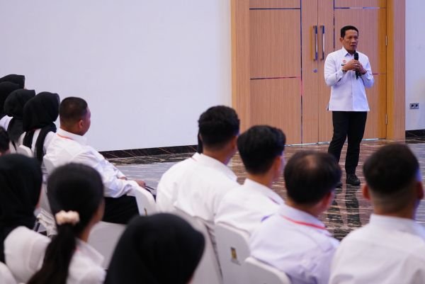 Kakanwil Kemenkum Sulsel Beri Pengarahan Perdana kepada CPNS Baru