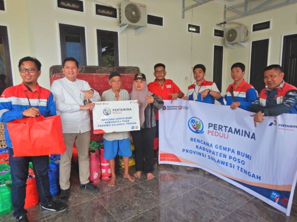 Pertamina Sulawesi Salurkan Bantuan untuk Warga Terdampak Gempa Bumi Poso