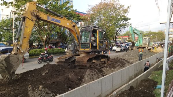 Drainase Jalan Aroepala Dikeluhkan Warga, Pemprov Sulsel Lakukan Pembenahan