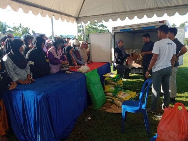 3,5 Ton Beras Habis Terjual di Gerakan Pangan Murah Sulbar