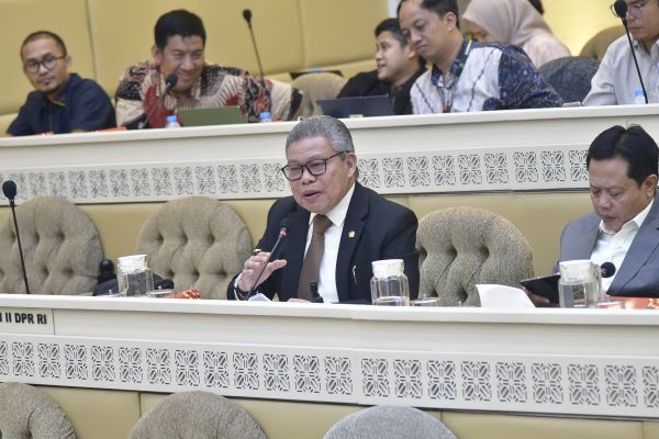 Jelang PSU di 25 Daerah, Taufan Pawe Ingatkan Potensi Kecurangan dan Kerugian Negara