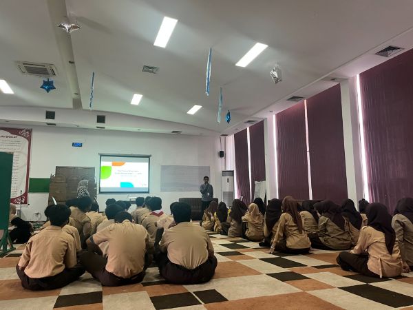 SMA Bosowa School Makassar Bekali Siswa dengan Informasi Kuliah di Luar Negeri