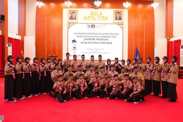 Gubernur Andi Sudirman Lepas 460 Kontingen Sulsel ke World Muslim Scout Jamboree 2025