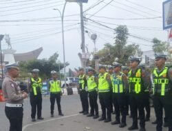 Tingkatkan Kenyamanan Pengguna Jalan, Satlantas Polres Toraja Utara Rutin Atur Lalu Lintas