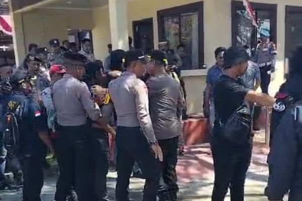 Bela Pimpinan yang Dinilai Berkinerja Baik, Dantim Resmob: Silakan Demo, Tetap Beretika