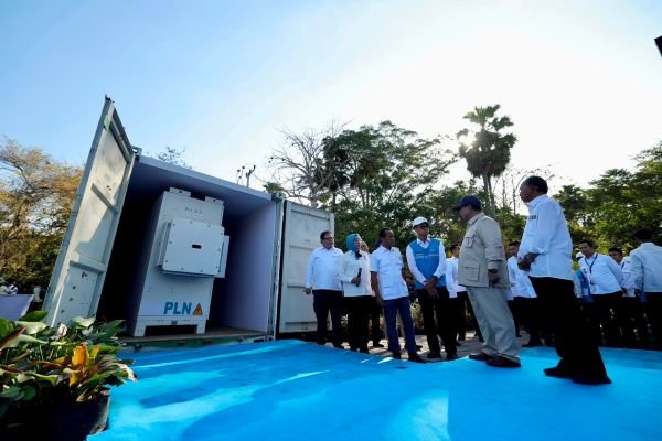 PLTS 100 GWp Diluncurkan, PLN Siap Dukung Akselerasi Pengembangan EBT Menuju Swasembada Energi