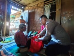 Semarak HUT RI, Polres Toraja Utara dan Bhayangkari Berbagi Sembako kepada Lansia