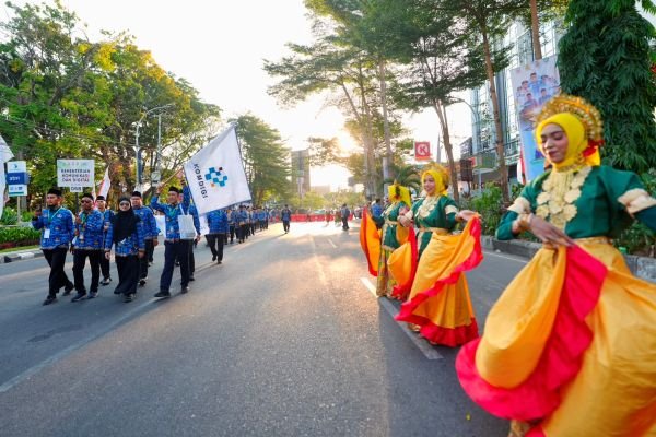 Sulsel Jadi Tuan Rumah, 117 Kontingen Ikuti Pawai Ta’aruf MTQ VIII KORPRI Nasional