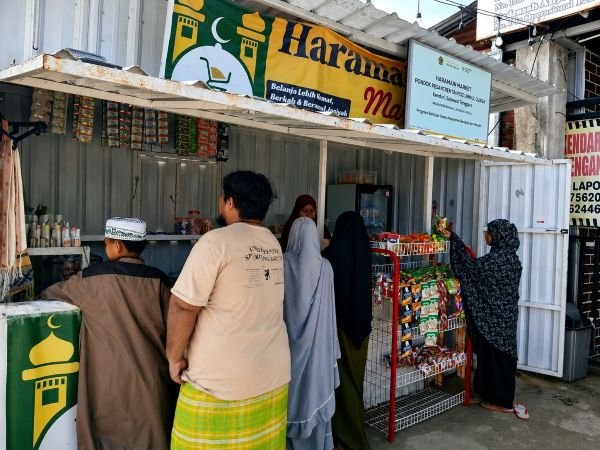 Dukungan LAZ Hadji Kalla Dorong Ekonomi Mandiri Pesantren Ummul Qurra Kendari