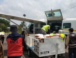 Karhutla Mengancam, BNPB Semai 800 Kg Garam di Langit Lampung