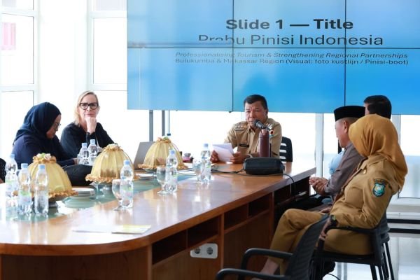 PUM Netherlands Hadir di Bulukumba, Perkuat Strategi Pengembangan Pariwisata