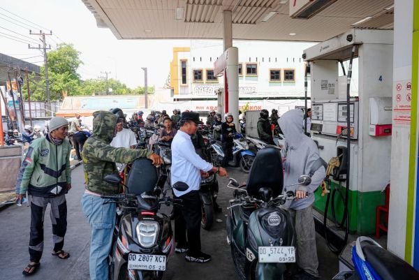 Sidak SPBU, Gubernur Sulsel Temukan 4 Nozzle Hanya Satu Operator