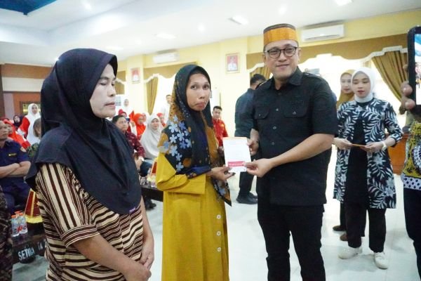 Bupati Jeneponto Buka Pendistribusian KKS Program PKH dan Sembako Tahap II 2026