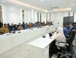 Appi Minta Camat Cari Jurus Atasi Sampah Makassar: Jangan Seragam