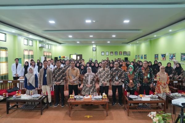 Bupati Sinjai Hadiri Survei Akreditasi RSUD, Pastikan Mutu Pelayanan dan Keselamatan Pasien