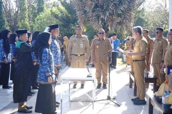 36 CPNS dan Alumni IPDN di Jeneponto Resmi Terima SK PNS dari Bupati