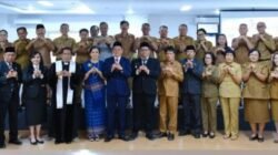 Bupati Toraja Utara Lantik Kepala Dinas Dukcapil