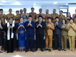 Bupati Toraja Utara Lantik Kepala Dinas Dukcapil